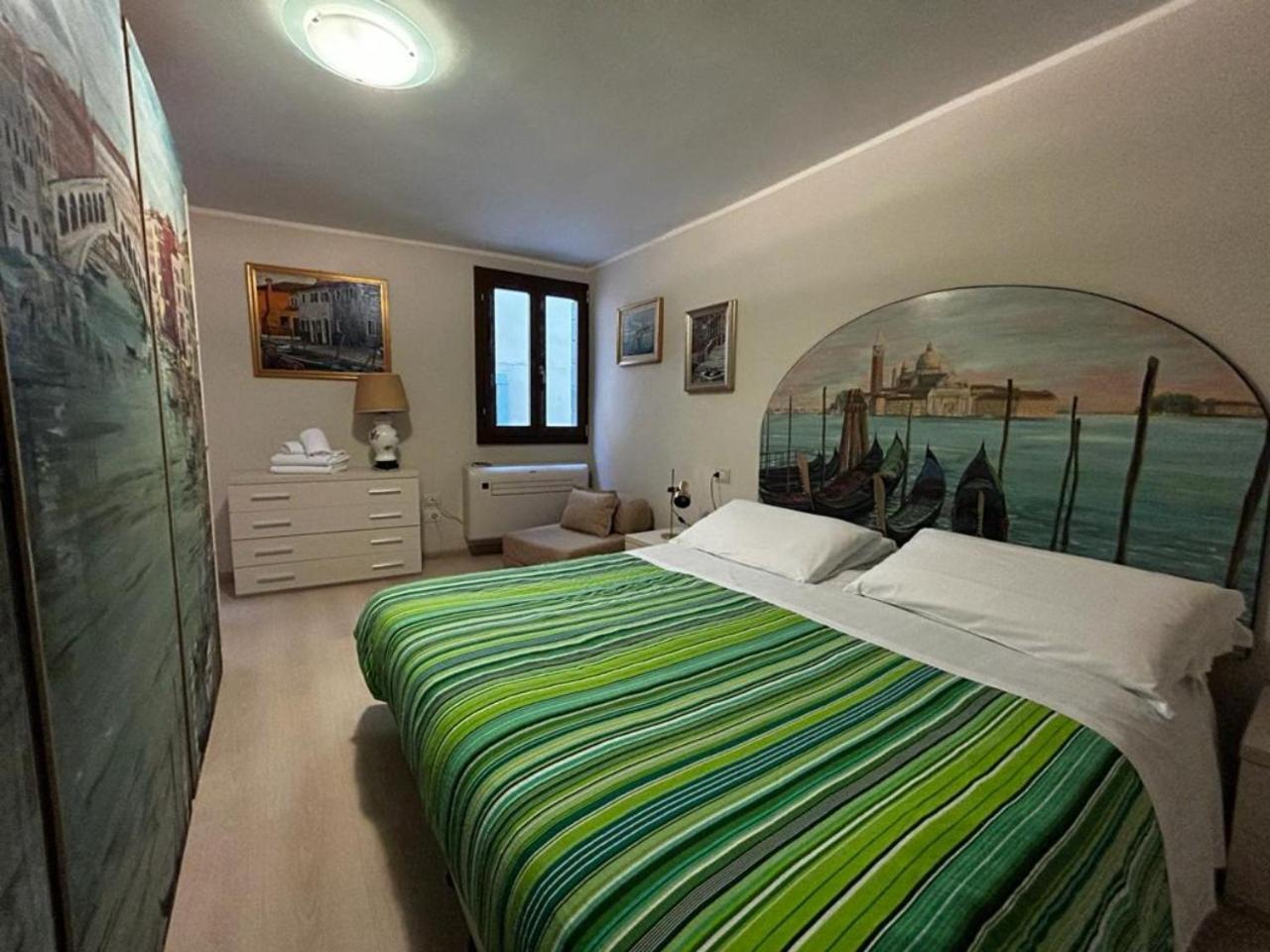 Grimaldi Apartments San Marco & Castello Венеція Екстер'єр фото